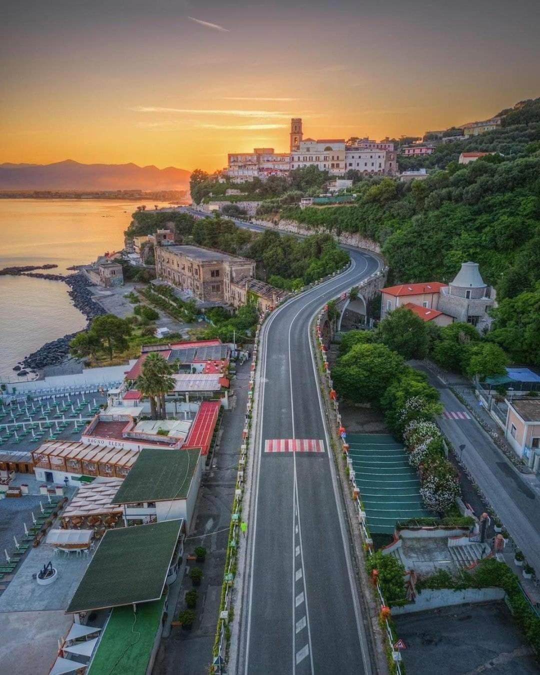 The Sea Beyond Castellammare di Stabia Exterior foto